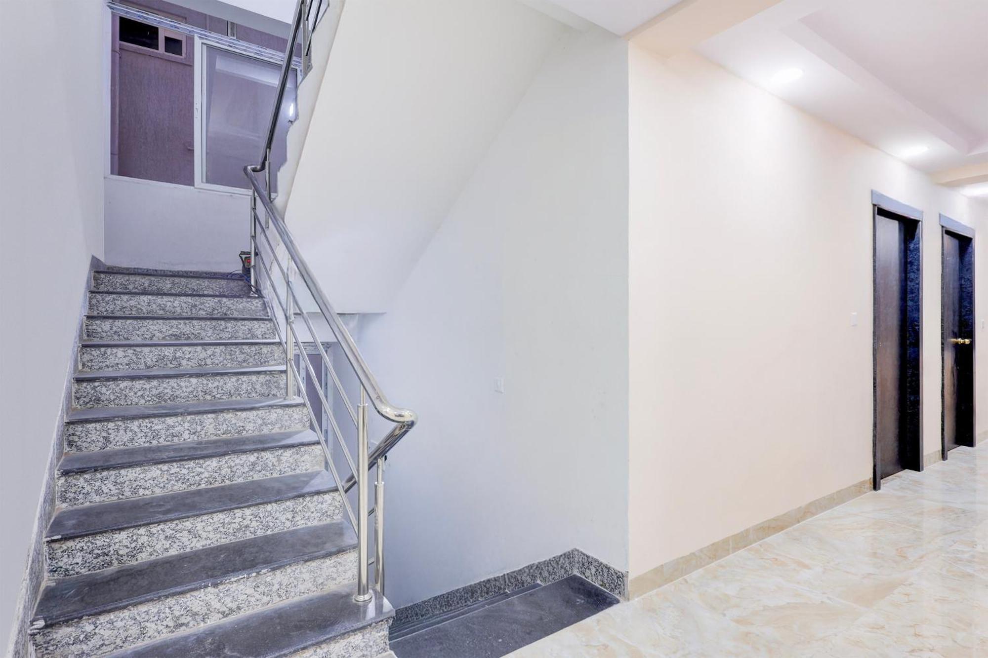 Super Townhouse Mvp Sector With Kailasagiri Hill View Pedda Waltair Εξωτερικό φωτογραφία